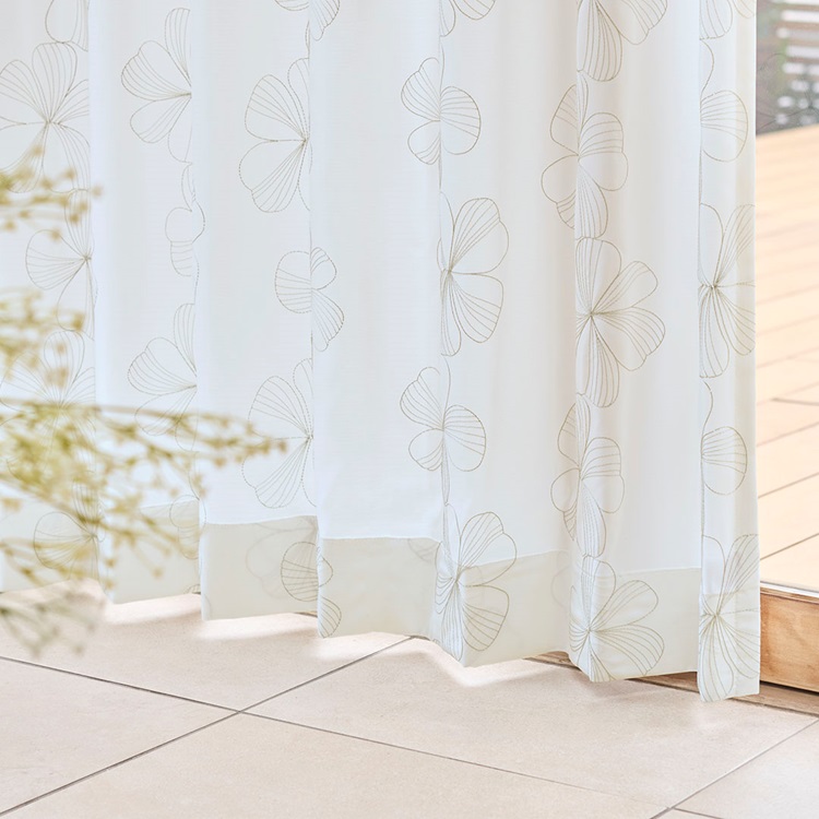 UVカット99％×刺繍デリケートフラワー（ベージュ）｜カーテン