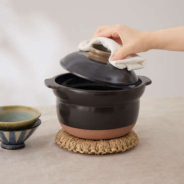 食洗機対応【萬古焼】焦げ付き落としやすいご飯鍋3合 ブラック