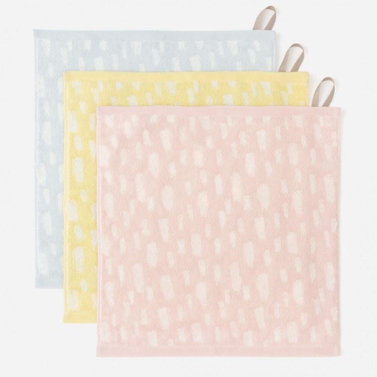 【特別価格】【今治製】 抗菌イータック ループ付き ハンドタオル 34×34cm ネームタグ付き