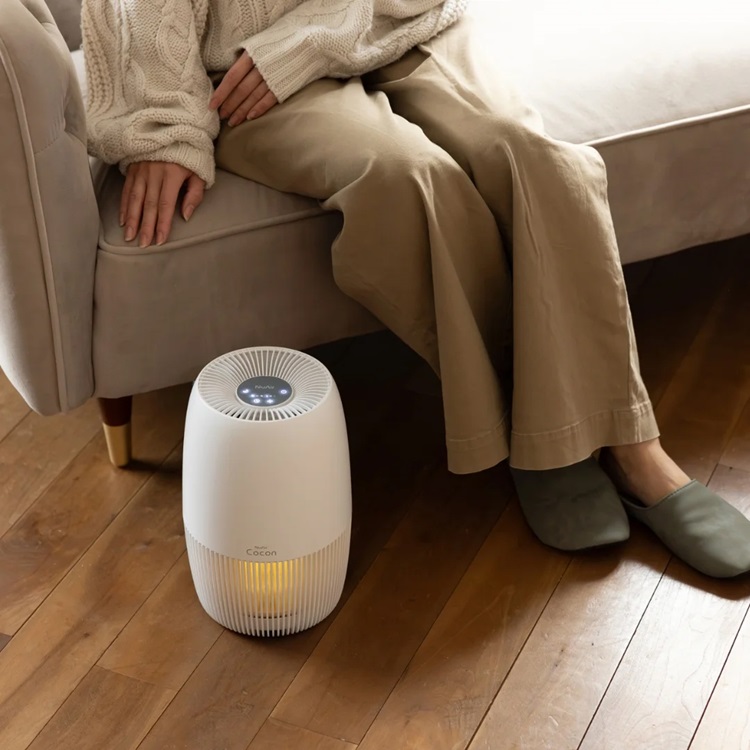 活性炭で脱臭　タッチパネル式コンパクト空気清浄機(ニューエアココン)