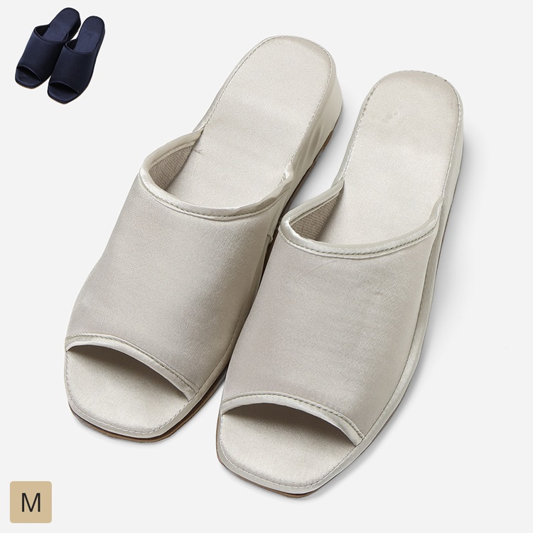 撥水ヒールスリッパ サテン