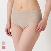 肌ざわりが優しいリラックススタイルケアショーツ