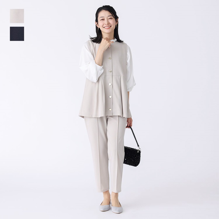 カットジョーゼットピンタックパンツ¥4,490(税込¥4,939)