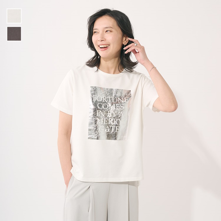ロゴプリントTシャツ