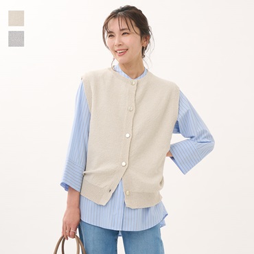 釦アキニットベスト