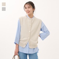 釦アキニットベスト