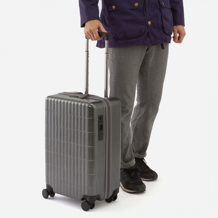 ケユカ Wafleスーツケース 80L ネイビーブルー

[キャリーバッグ ラゲージバッグ TSロック ポリカーボネート素材 旅行鞄 旅行バッグ おしゃれ シンプル モダン キャリーケース 通販 天]