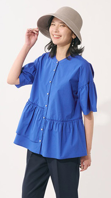 【すごナノ撥水】アシメペプラムシャツ￥5,490(税込￥6,039)