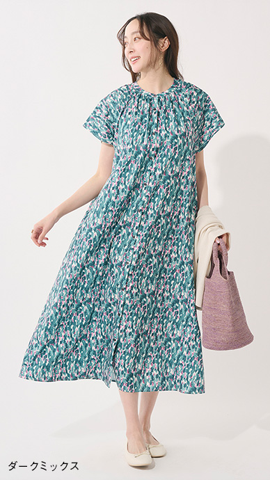 【すごナノ撥水】シルキーワンピース¥7,490(税込 ¥8,239）