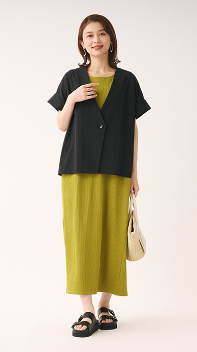 リブポンチフレンチスリーブワンピース