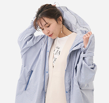 視界が見えやすい自転車対応レインコート