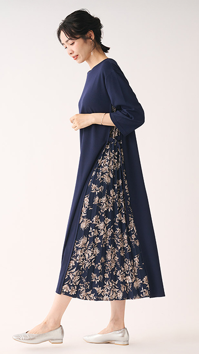  サイドプリーツポンチワンピース