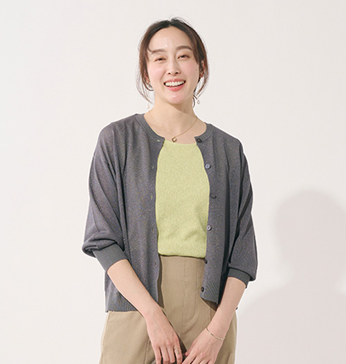 2WAYシアーニットプルカーディガン¥3,990(税込 ¥4,389 )カラー：グリーン、チャコールグレー、グレージュ